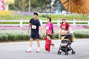 BIB: 
                            <button type="button" onclick="openModal(27856244)" class="btn btn-primary btn-sm float-right btn-popup" data-toggle="modal" data-target=".modal-high-quality">
                        <i class="fas fa-shopping-cart"></i> Add to Cart
                    </button>
                                            <button type="button" onclick="isThisMe(27856244, true)" class="btn btn-success btn-sm float-right btn-popup btn-isme hidden" data-toggle="tooltip" data-placement="bottom" title="นี่คือรูปของคุณใช่ไหม คลิกที่นี่เพื่อเอาเข้าอัลบั้ม">
                        <i class="fas fa-plus"></i> Add to album
                    </button>
                    <button type="button" onclick="isThisMe(27856244, false)" class="btn btn-warning btn-sm float-right btn-popup btn-isnotme hidden">
                        <i class="fas fa-ban"></i> Remove from album
                    </button>